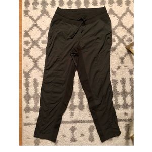 Lululemon 7/8 Studio Pant